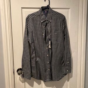 Blue and grey button down. Mens brand new vineyard vines. Slim Tucker shirt